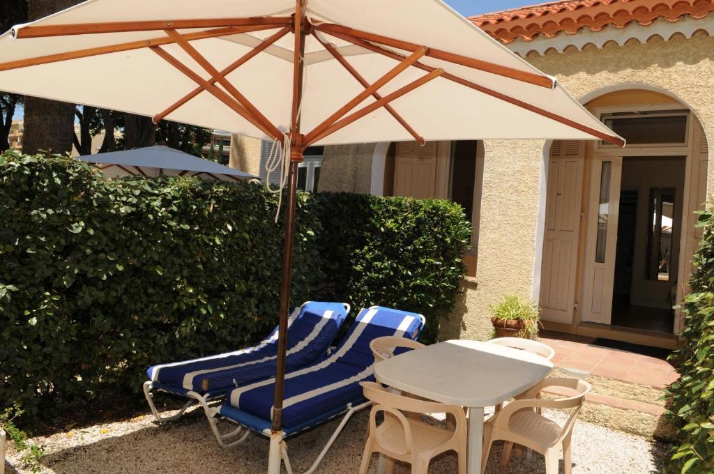 Hotel Beau Rivage Le Lavandou Room photo